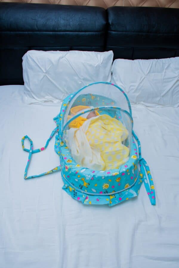 Newborn Foldable Portable Bassinet - Image 22