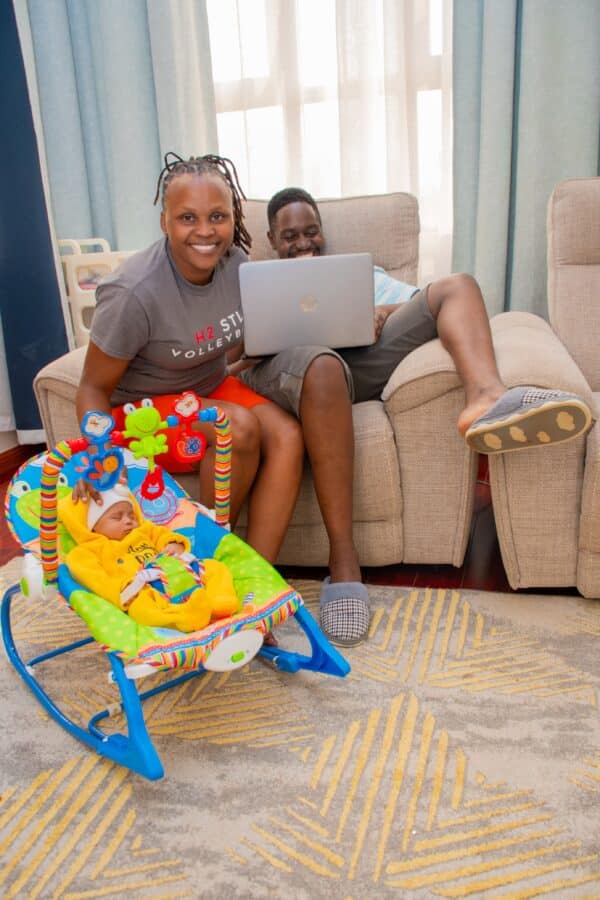 Baby Rocker with Musical Toy Bar & Vibrations - Image 7