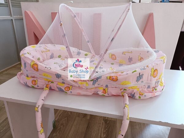 Moses Basket Nests