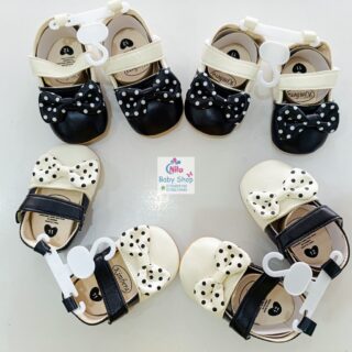 Baby Girl Crib Shoes with Soft Sole (pre-walkers)