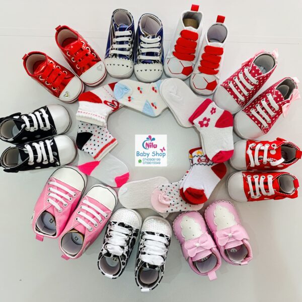 Baby Girl Crib Shoes with Soft Sole (pre-walkers)