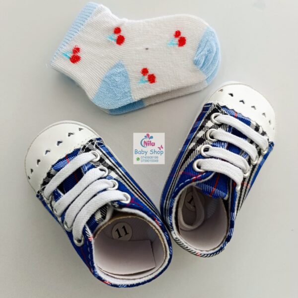 Baby Girl Crib Shoes with Soft Sole (pre-walkers) - Image 2