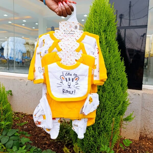 8-Piece Cotton Receiving Set for a Newborn - Image 4