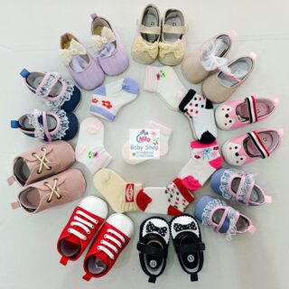 Baby Girl Crib Shoes with Soft Sole (pre-walkers)