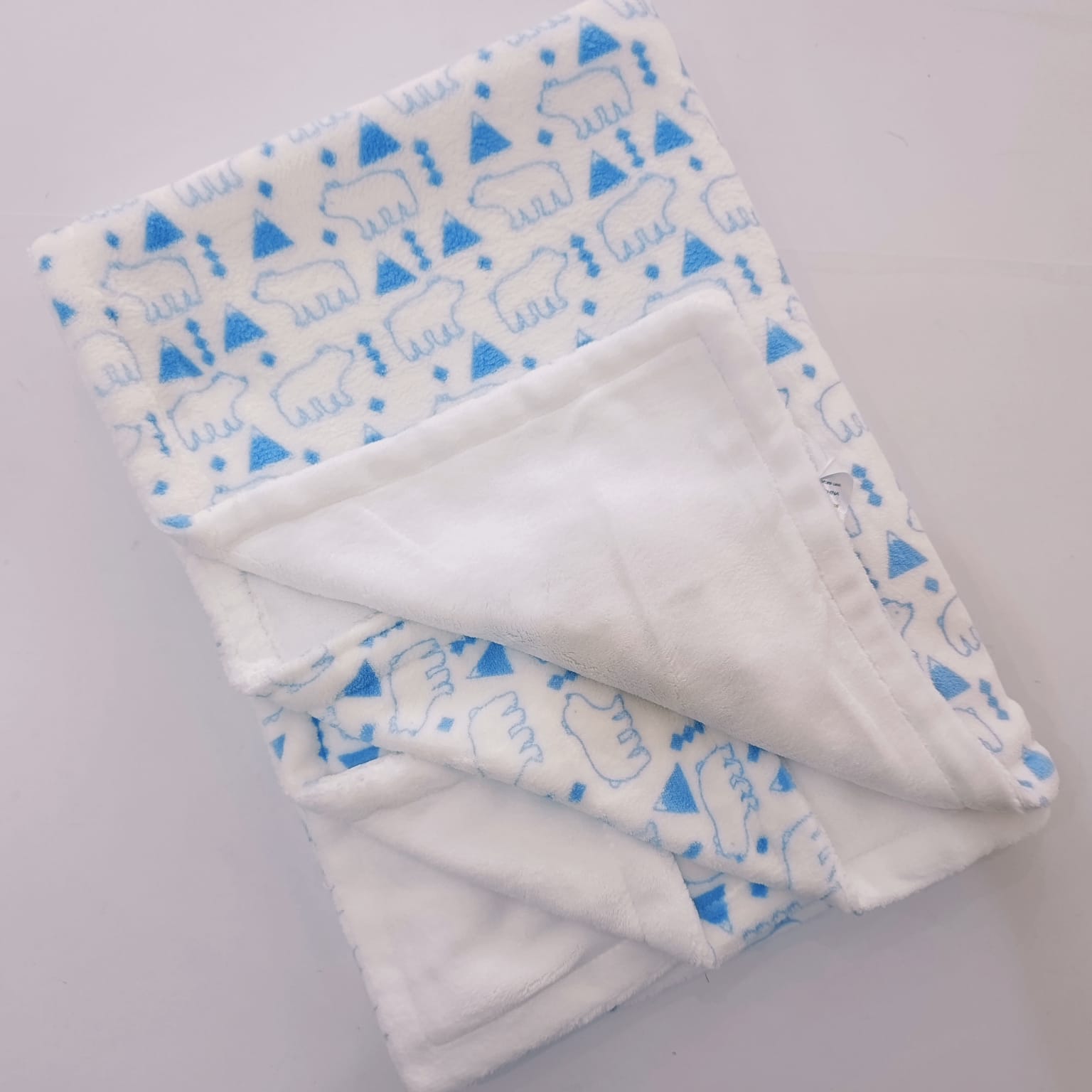Cozy Cotton Baby Shawl Blanket - Image 8