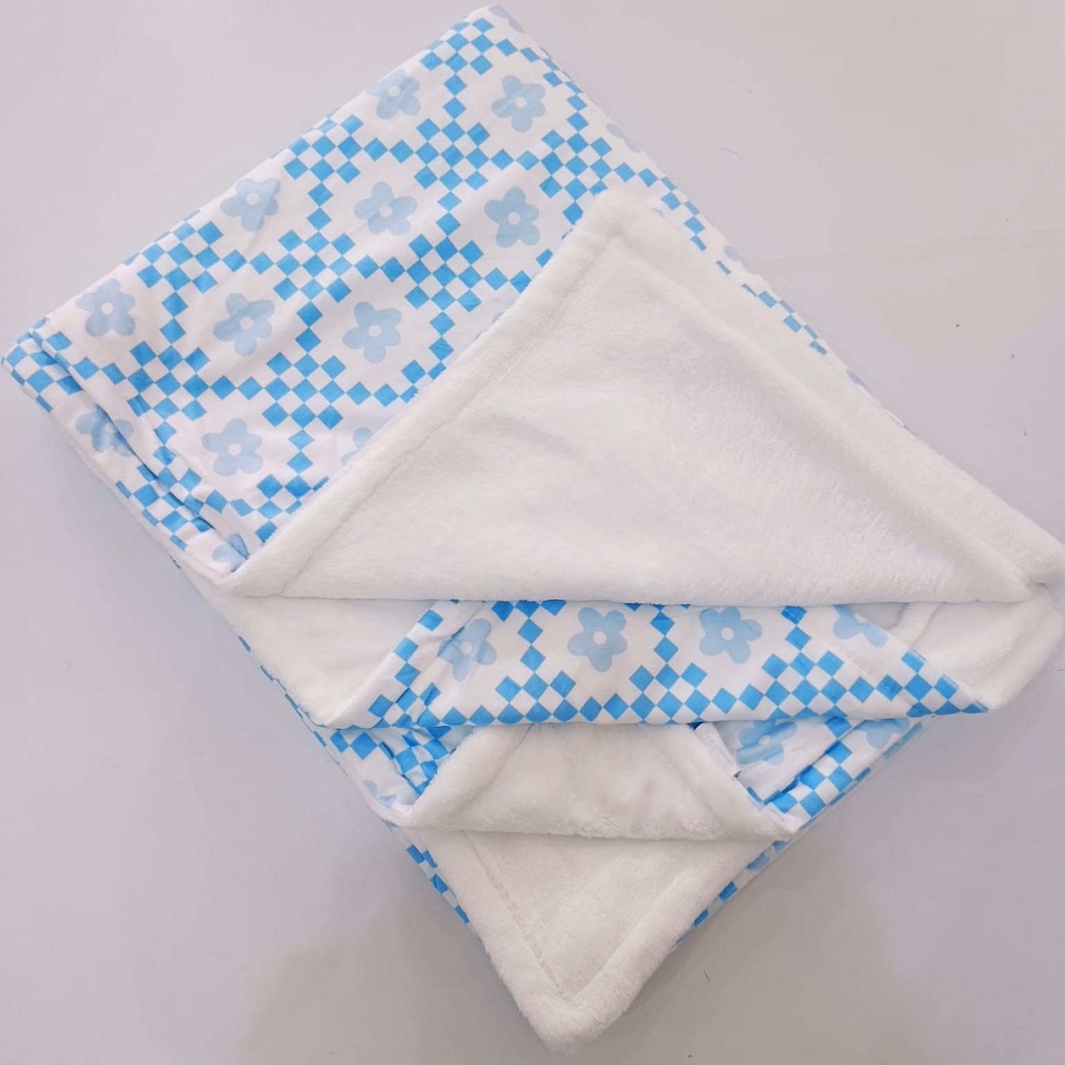 Cozy Cotton Baby Shawl Blanket - Image 11