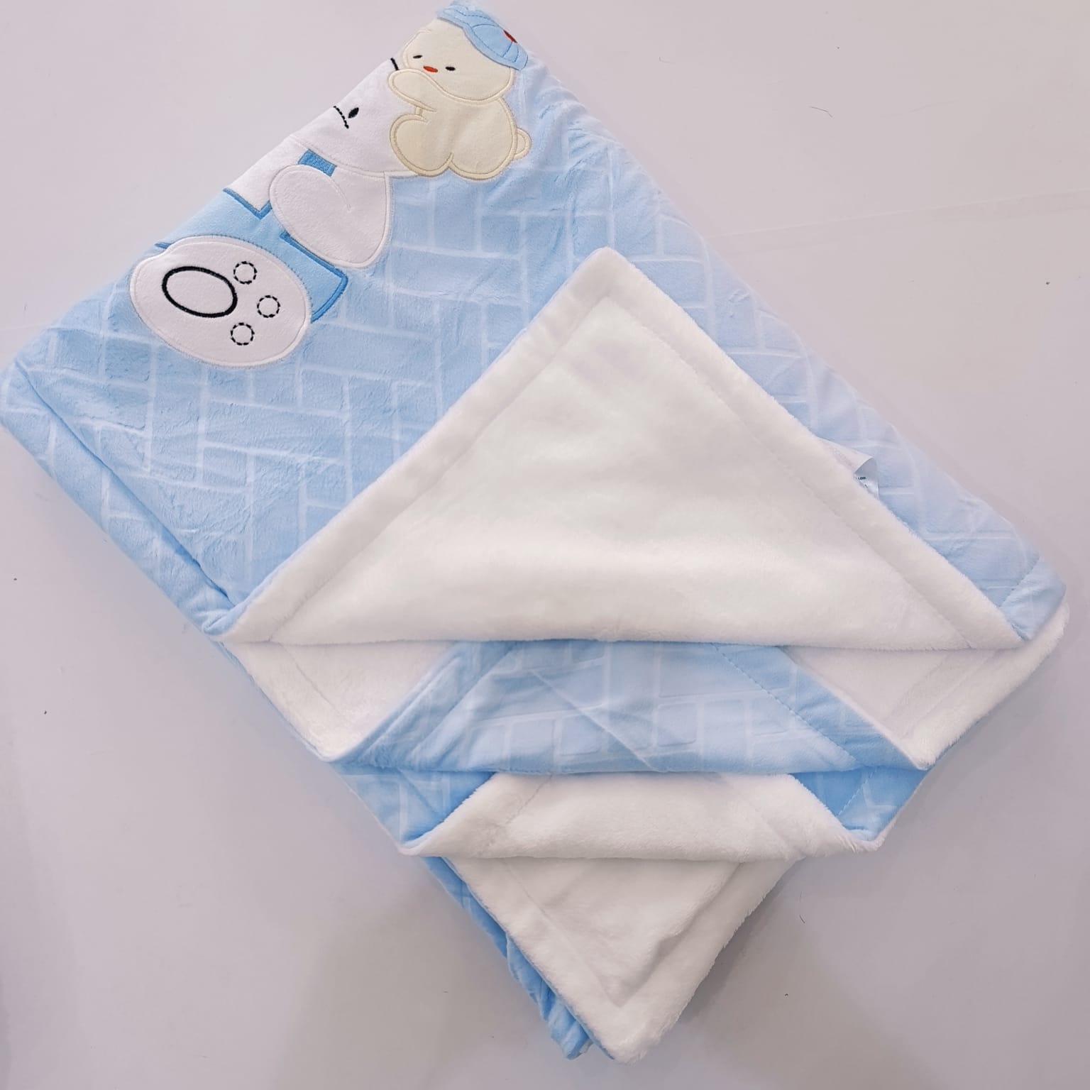 Cozy Cotton Baby Shawl Blanket - Image 4