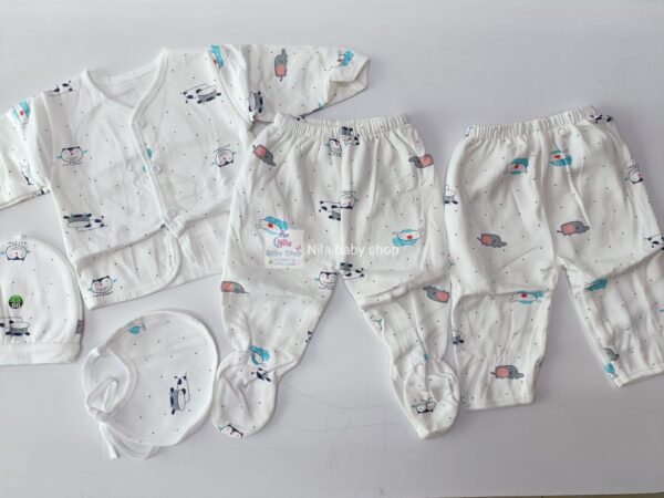 5pcs Infant Receiving Set With a Unisex Theme