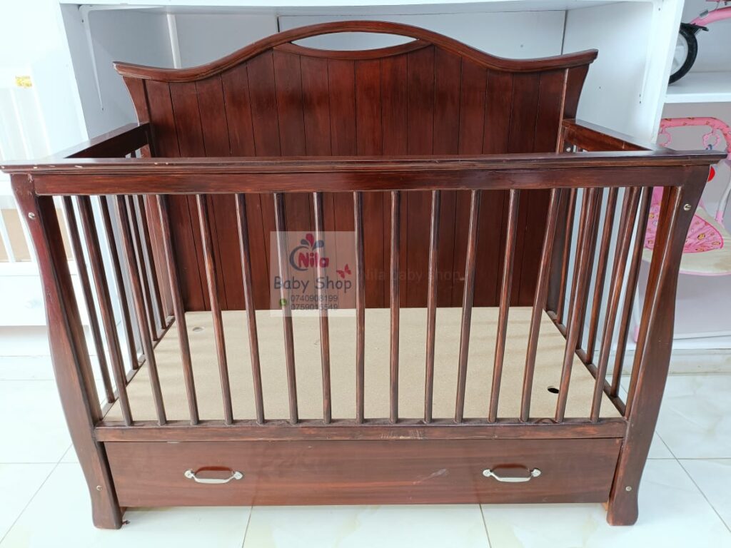 Brown Modern Newborn Baby Crib with Drawer