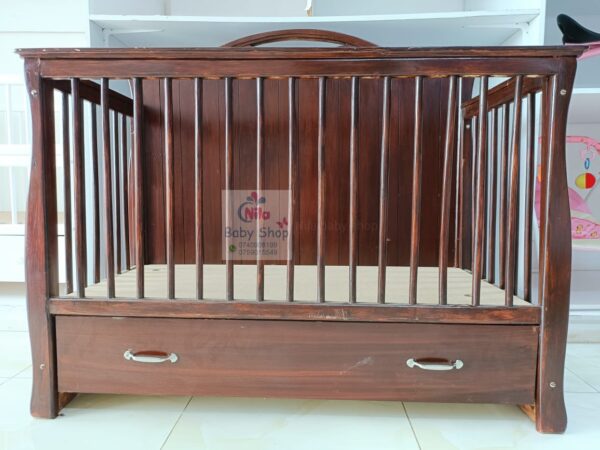 Brown Modern Newborn Baby Crib with Drawer