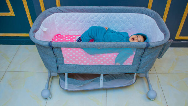 Multipurpose Baby Playpen Portable Baby Crib / Co-sleeper - Image 3