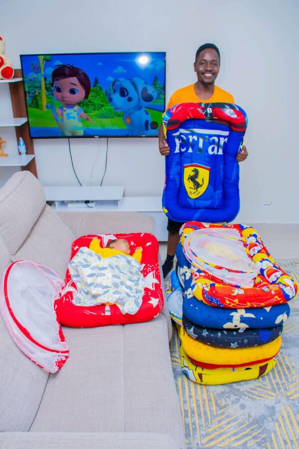Portable Baby Co-sleeper With Mosquito Net