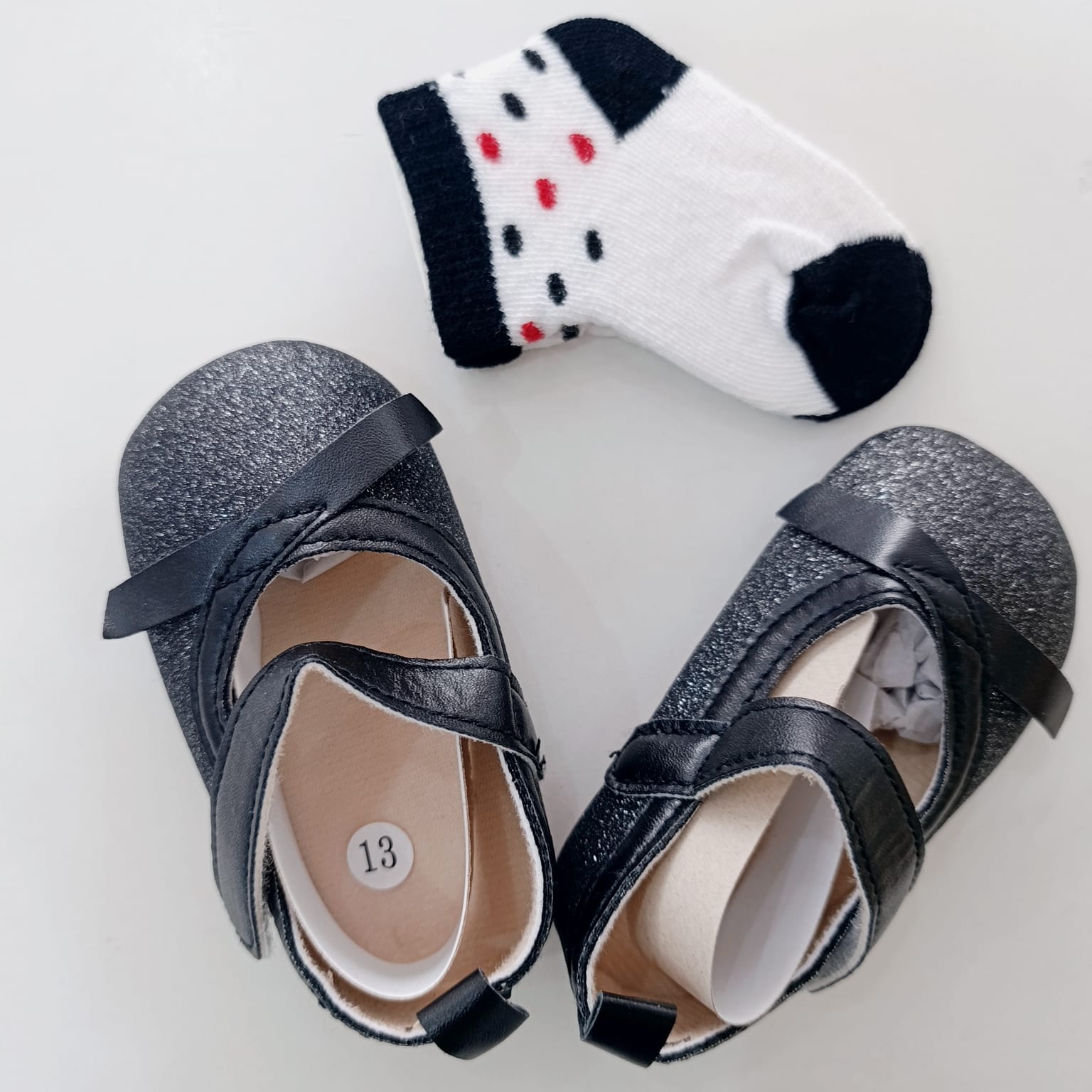 Baby Girl Crib Shoes with Soft Sole (pre-walkers) - Image 4
