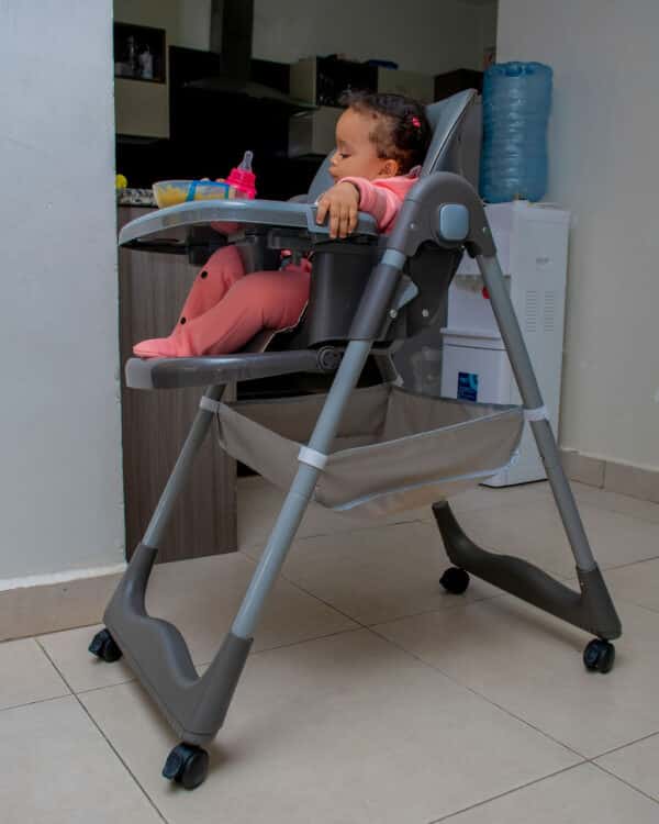 Multifunctional Compact Portable Home Dining Baby High Chair Adjustable Height Foldable Sitting And Reclining Double-Layer Dining Plate - Image 6