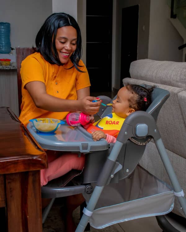 Multifunctional Compact Portable Home Dining Baby High Chair Adjustable Height Foldable Sitting And Reclining Double-Layer Dining Plate - Image 5