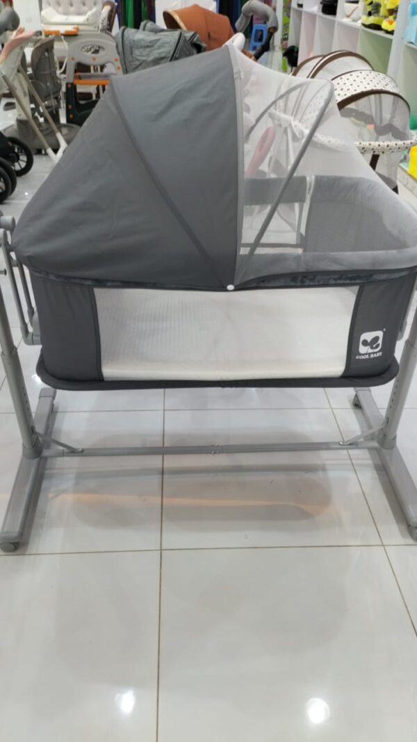 Baby Beds with Mosquito Net Baby Side Bed with Wheels Travel Cot Baby Play Bed
