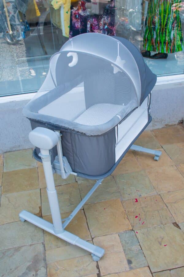 Baby Beds with Mosquito Net Baby Side Bed with Wheels Travel Cot Baby Play Bed - Image 8