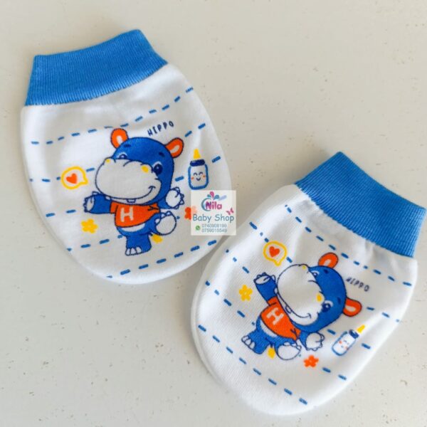 Newborn Baby Extremely Soft Warm Mittens - Image 3