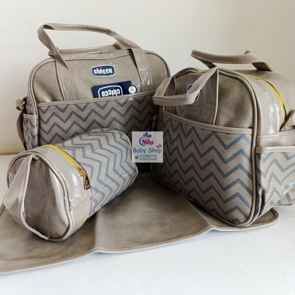 Classic 4-in-1 Chicco Diaper Bag Set - Image 3