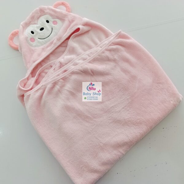 Hooded Coral Towel - Image 6