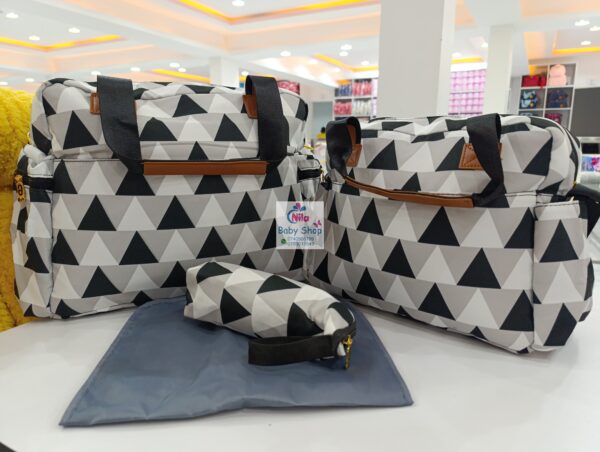 Deellt 4 in 1 Luxe Baby Diaper & Travel Bag - Image 3