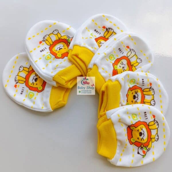 Gentle Touch Ultra‑Soft Newborn Mittens - Image 7