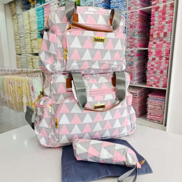 Deellt 4 in 1 Luxe Baby Diaper & Travel Bag - Image 5