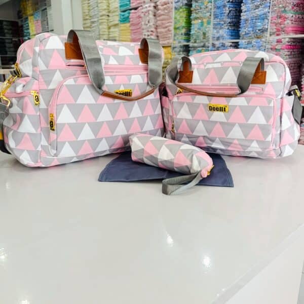 Deellt 4 in 1 Luxe Baby Diaper & Travel Bag - Image 6