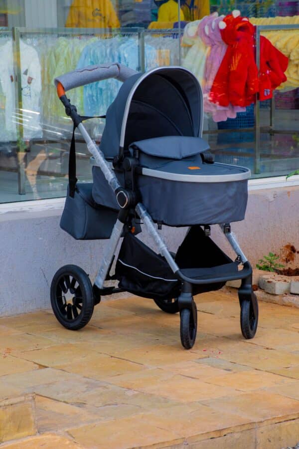 Premium Baby Bassinet Stroller Set with Carry Coat & Matching Diaper Bag - Image 20