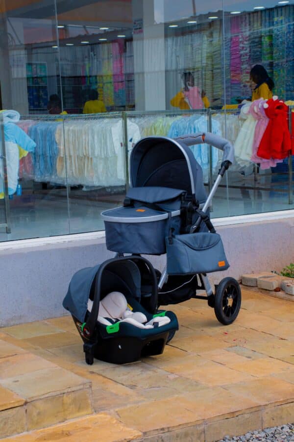 Premium Baby Bassinet Stroller Set with Carry Coat & Matching Diaper Bag - Image 22