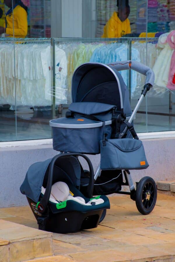 Premium Baby Bassinet Stroller Set with Carry Coat & Matching Diaper Bag - Image 23