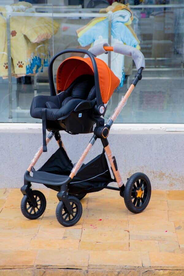 Premium Baby Bassinet Stroller Set with Carry Coat & Matching Diaper Bag - Image 31