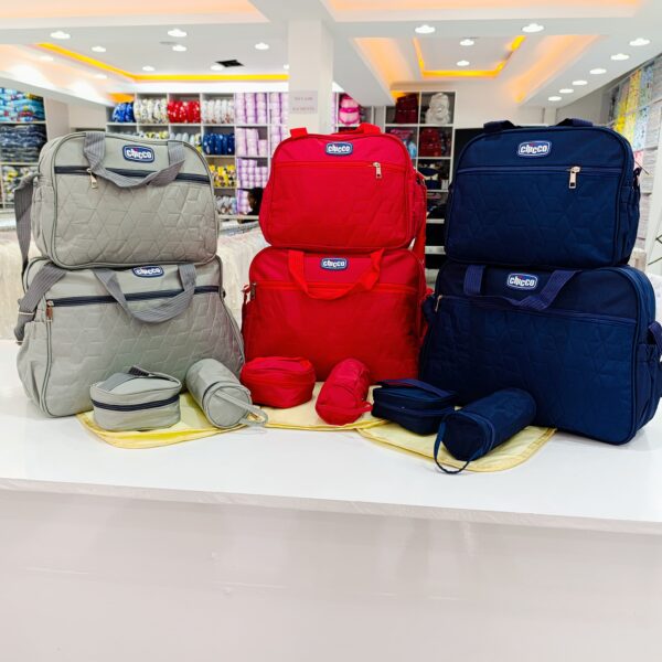 Chicco 5 Piece Diaper Bag - Image 10