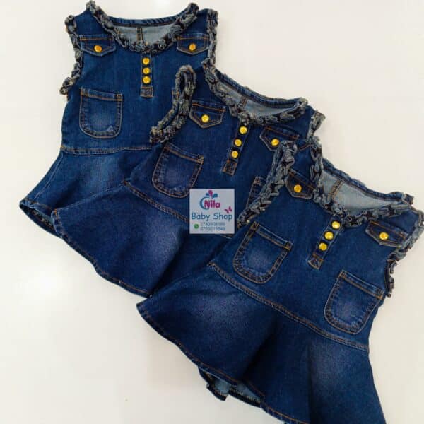 Adorable Sleeveless Denim Baby Dress with Front Pockets & Gold Button Accents - Image 4