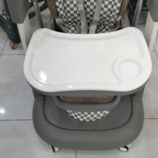 Foldable Baby Feeding High Chair with Safety Belt & Wheels
