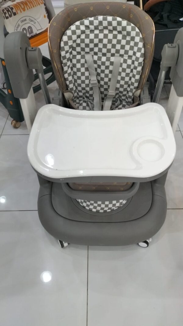Foldable Baby Feeding High Chair with Safety Belt & Wheels