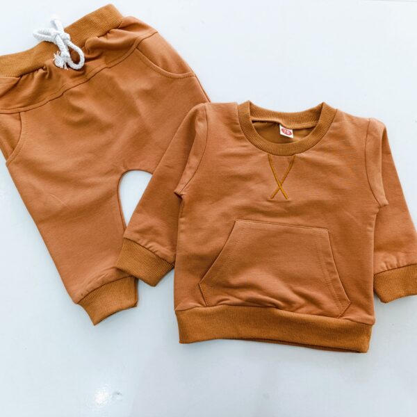 Unisex Baby Tracksuit Set – Cozy Long Sleeve Top with Kangaroo Pocket and Matching Jogger Pants - Image 4