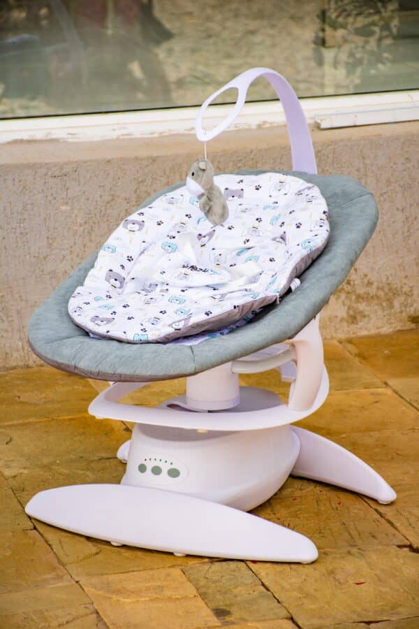 Electric Baby Swing Rocker with Music, Toy Bar & Mosquito Net - Image 6