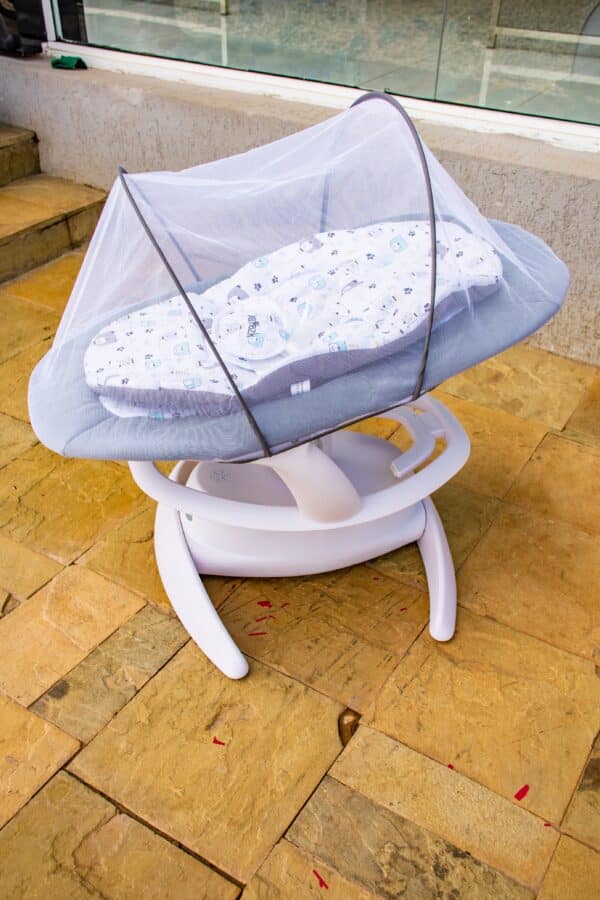 Electric Baby Swing Rocker with Music, Toy Bar & Mosquito Net - Image 4
