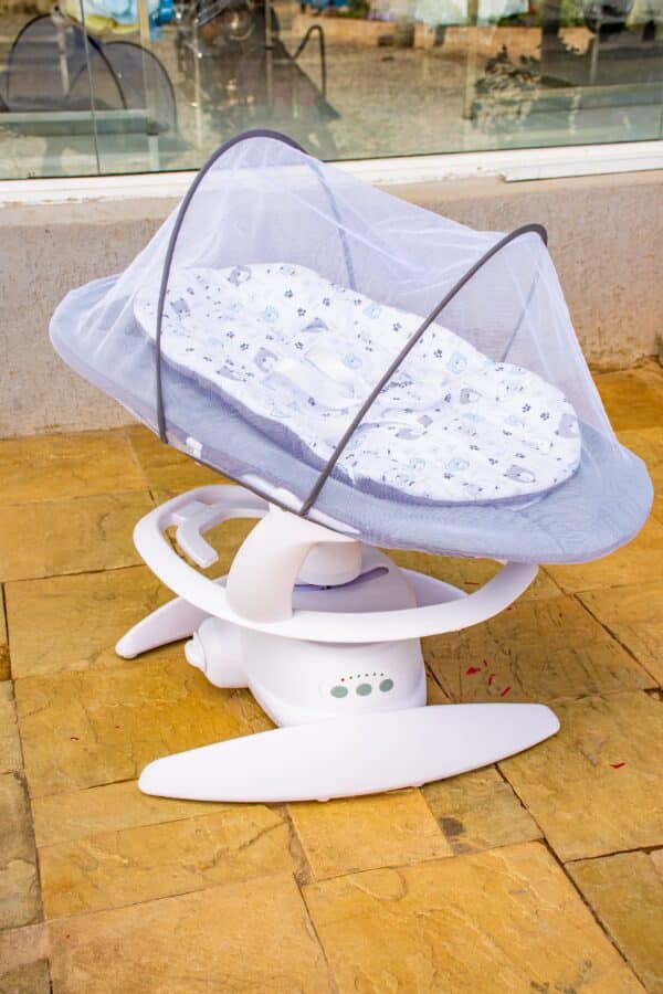Electric Baby Swing Rocker with Music, Toy Bar & Mosquito Net - Image 3