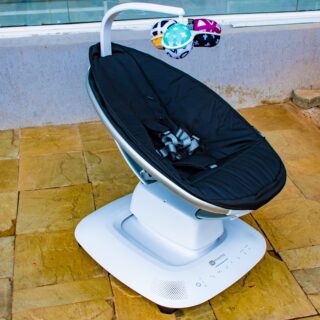 4moms MamaRoo Multi-Motion Baby Swing & Infant Seat with Adjustable Recline and Play Toys