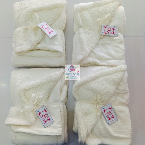 Soft Fleece Star Print Baby Blanket – Warm & Cozy Newborn Swaddle - Image 5