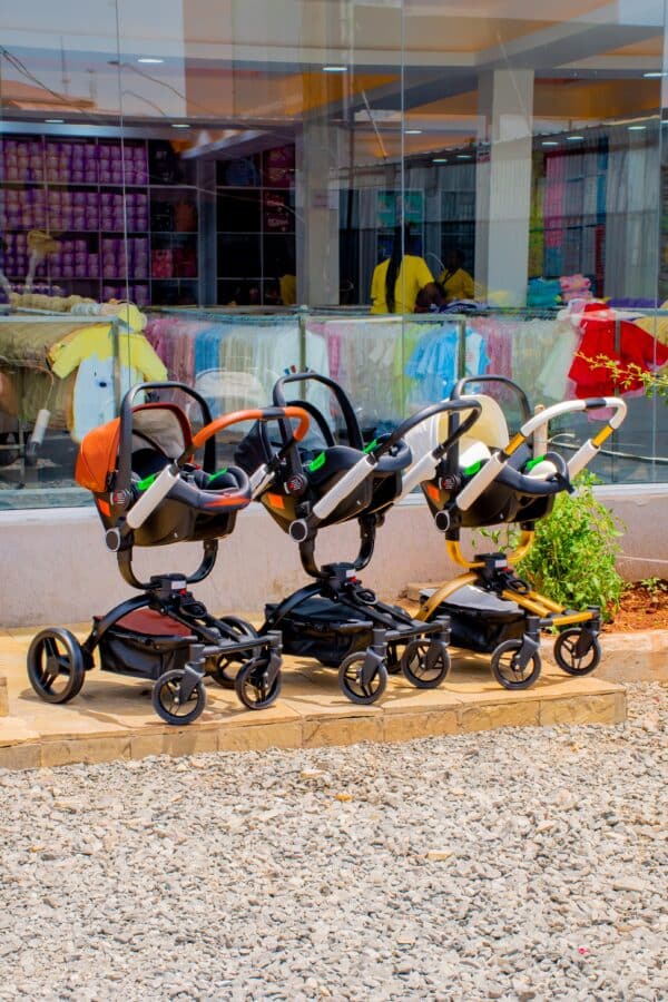 4 in 1 Luxury Baby Stroller with Car Seat - Image 18