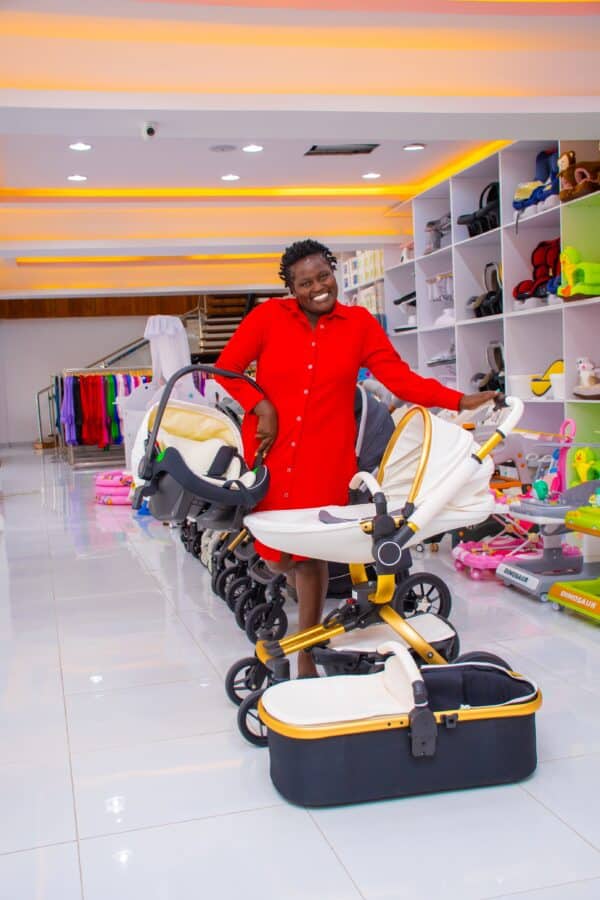 4 in 1 Luxury Baby Stroller with Car Seat - Image 10