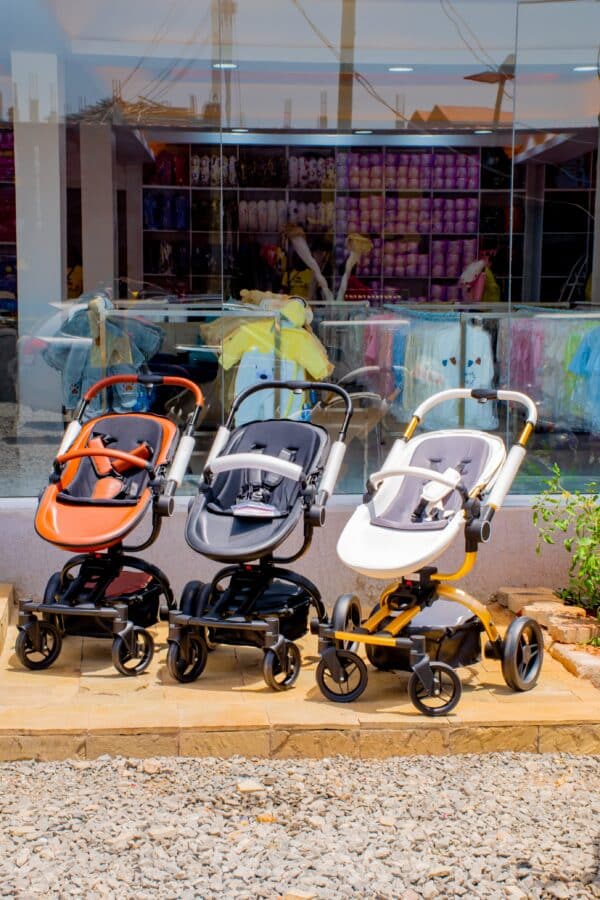 4 in 1 Luxury Baby Stroller with Car Seat - Image 7