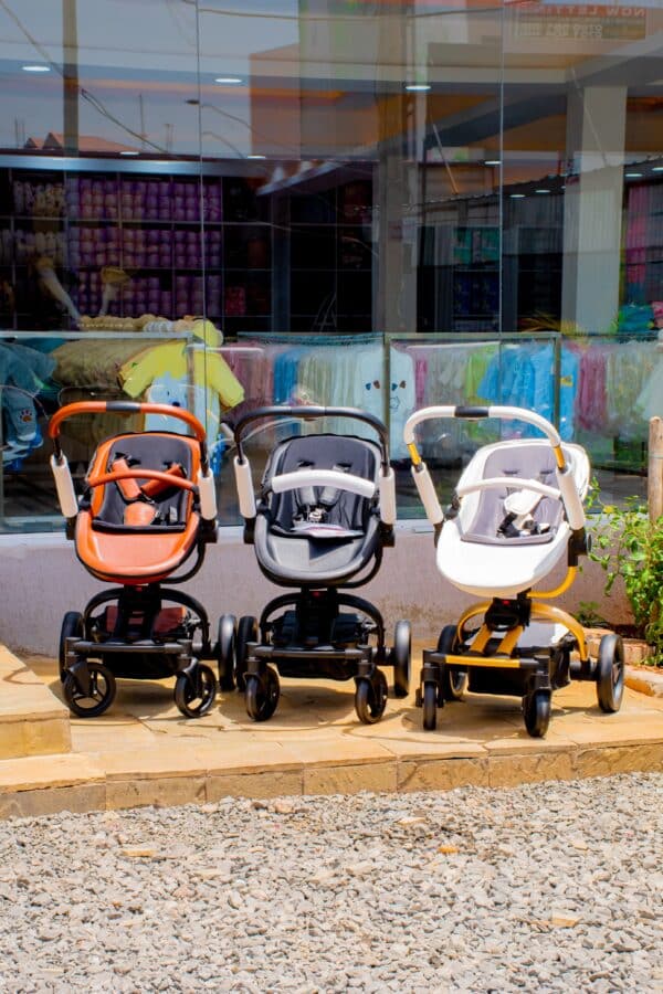 4 in 1 Luxury Baby Stroller with Car Seat - Image 3