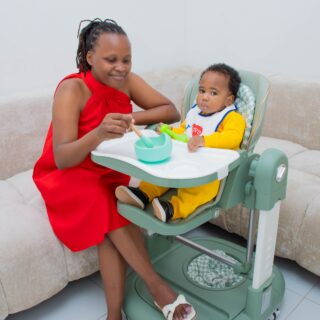 Foldable Baby Feeding High Chair with Safety Belt & Wheels