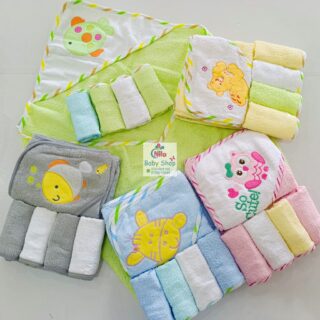 Hooded Towel with wash cloth