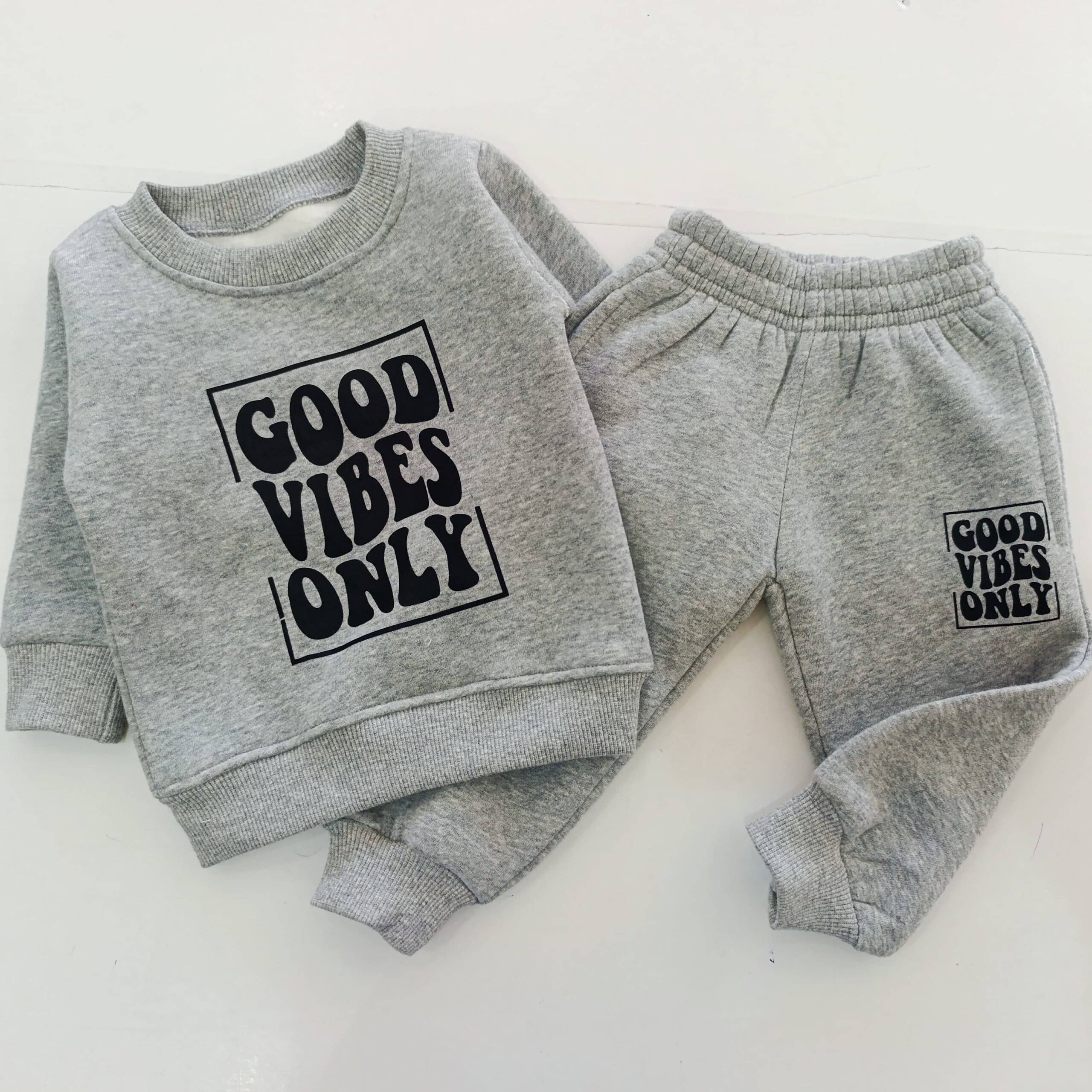 Kids' Letter Print Trendy Round Neck Long Sleeve Pullover Top & Pants Set - Image 18