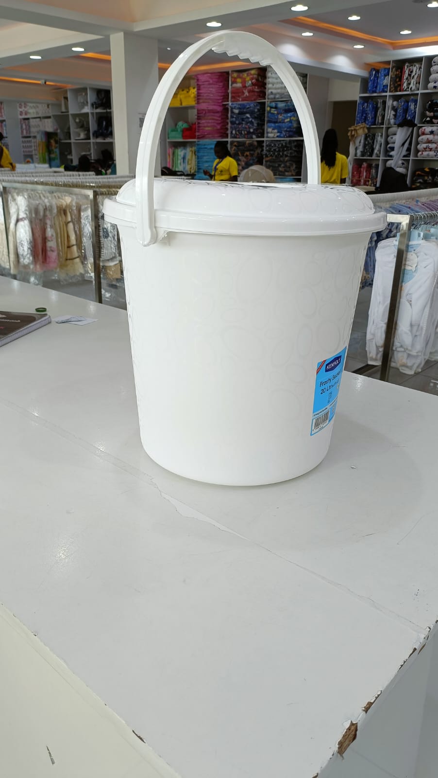 Kenpoly Frosty Bucket with Lid - 20L Durable Plastic Storage & Baby Care Bucket with Handle (Multipurpose) - Image 2